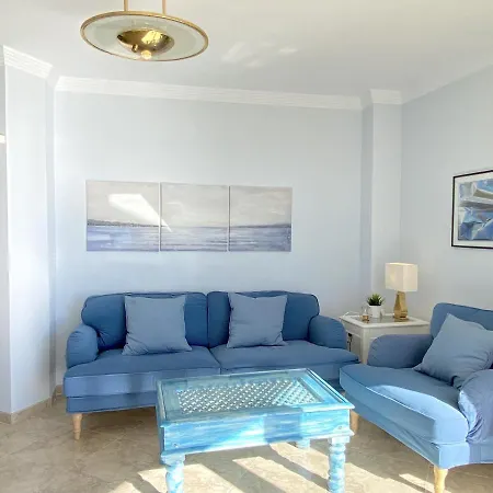 Delfin 3º3 Seaview Casasol شقة *