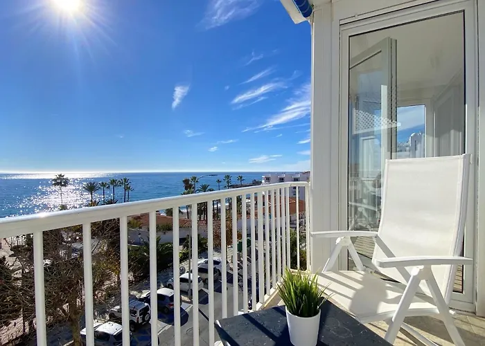 Delfin 3º3 Seaview Casasol Апартаменти