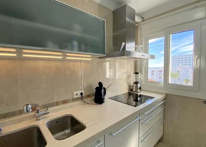 Delfin 3º3 Seaview Casasol Апартаменти *